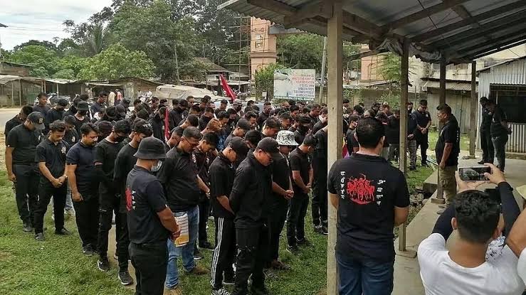 arambai tenggol group members gathered in manipur conflict area
